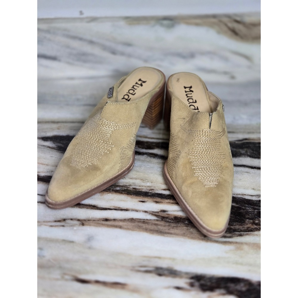 Mudd Sophia Tan Embroidered Western Pointed Toe Block Heel Mules 9M Western